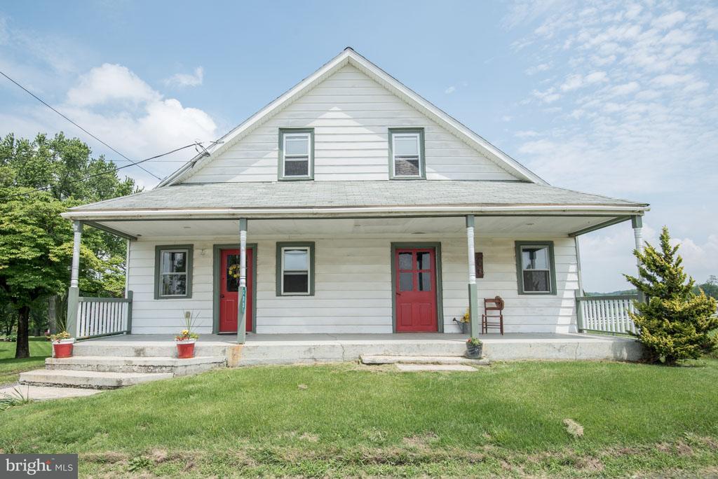 323 Camargo Road Quarryville, PA 17566 - Photo 1 of 40 Gallery Image 1