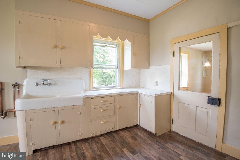 323 Camargo Road Quarryville, PA 17566 - Photo 29 of 40 Gallery Image 29