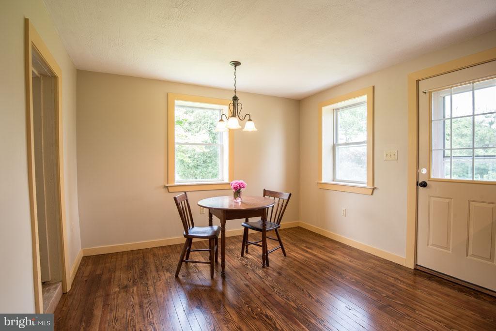 323 Camargo Road Quarryville, PA 17566 - Photo 4 of 40 Gallery Image 4
