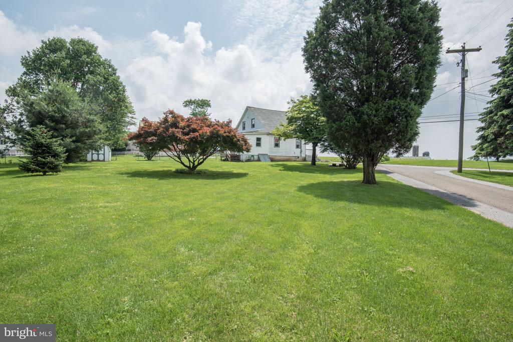 323 Camargo Road Quarryville, PA 17566 - Photo 37 of 40 Gallery Image 37