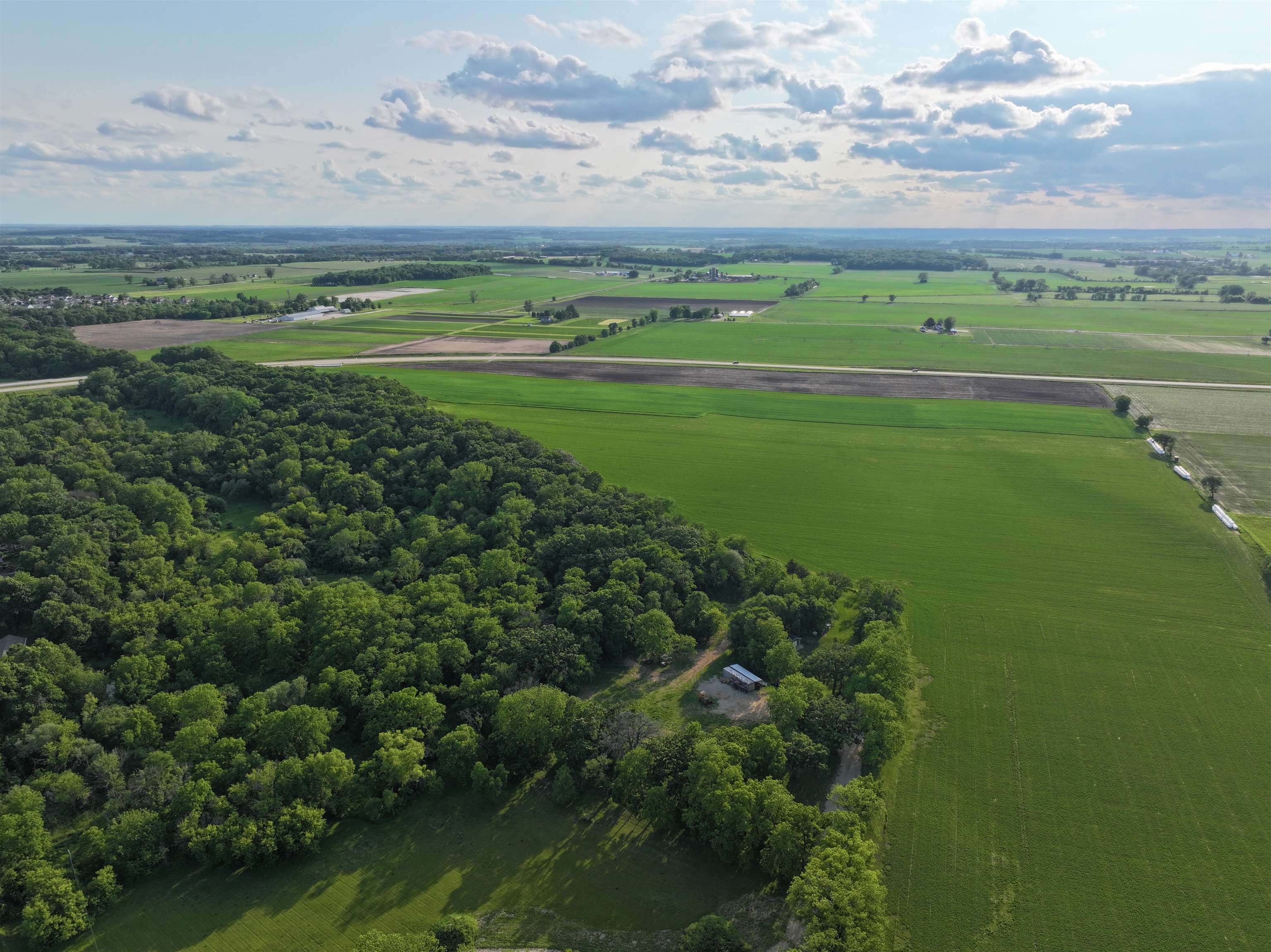 2300 Afton Road Janesville, WI 53548 - Photo 9 of 56