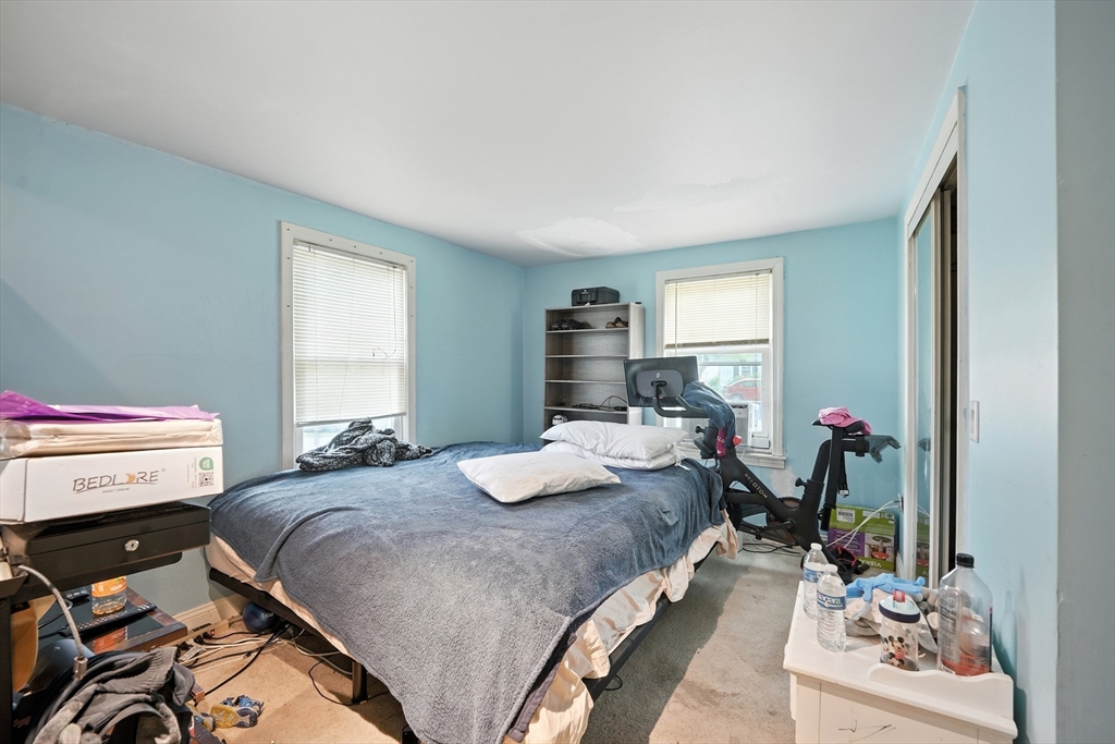 54 Bernard Street Springfield, MA 01109 - Photo 6 of 10