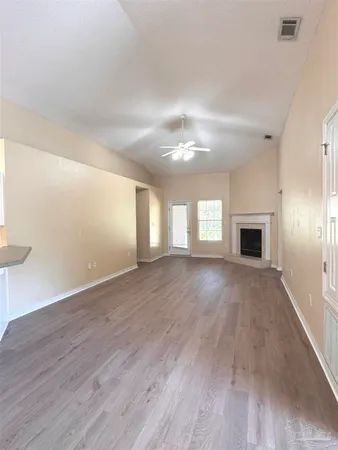 $2,295 | 4966 Berkeley Forest Boulevard, Gulf Breeze, FL 32563