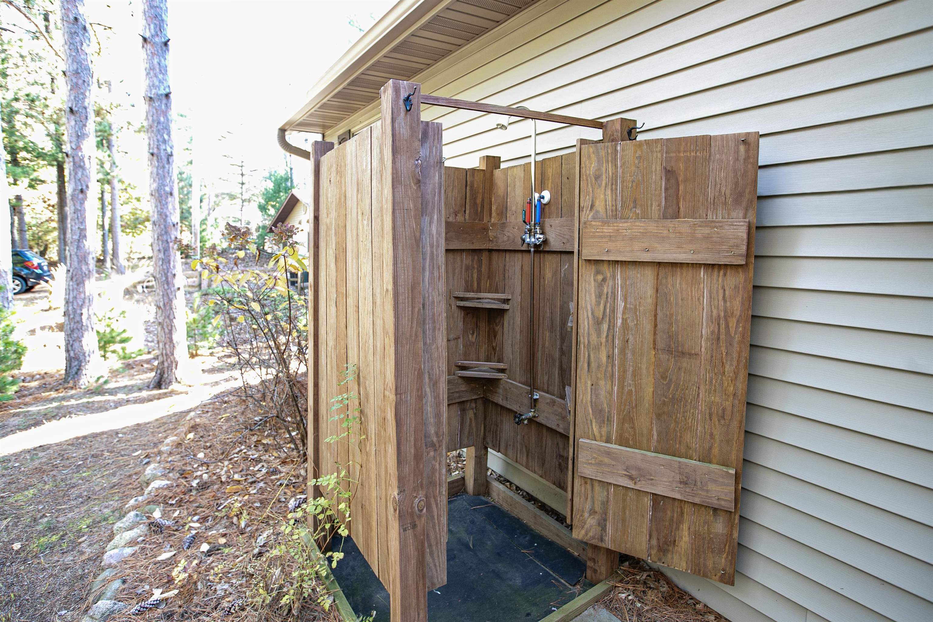 W5613 Aspen Road Wild Rose, WI 54984 - Photo 6 of 40