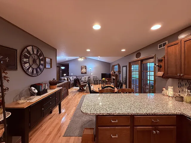 $419,500 | 1402 William Avenue, Montevideo, MN 56265