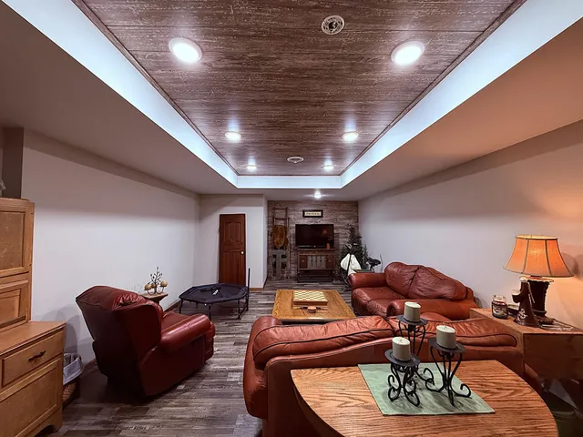 $419,500 | 1402 William Avenue, Montevideo, MN 56265