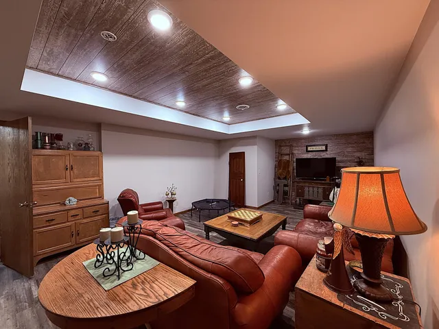 $419,500 | 1402 William Avenue, Montevideo, MN 56265