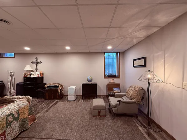 $419,500 | 1402 William Avenue, Montevideo, MN 56265