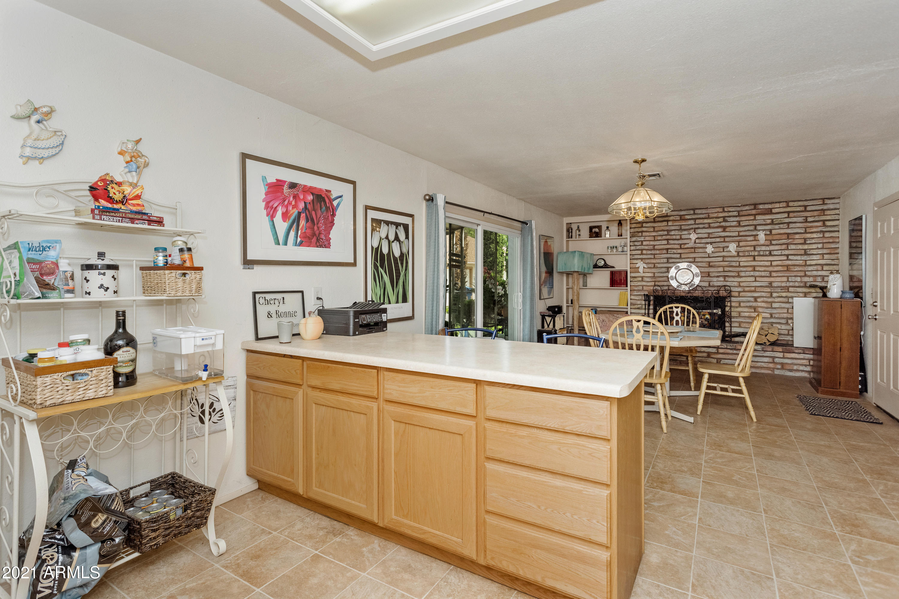 3327 North Tani Road Prescott Valley, AZ 86314 - Photo 7 of 26 009_Kitchen