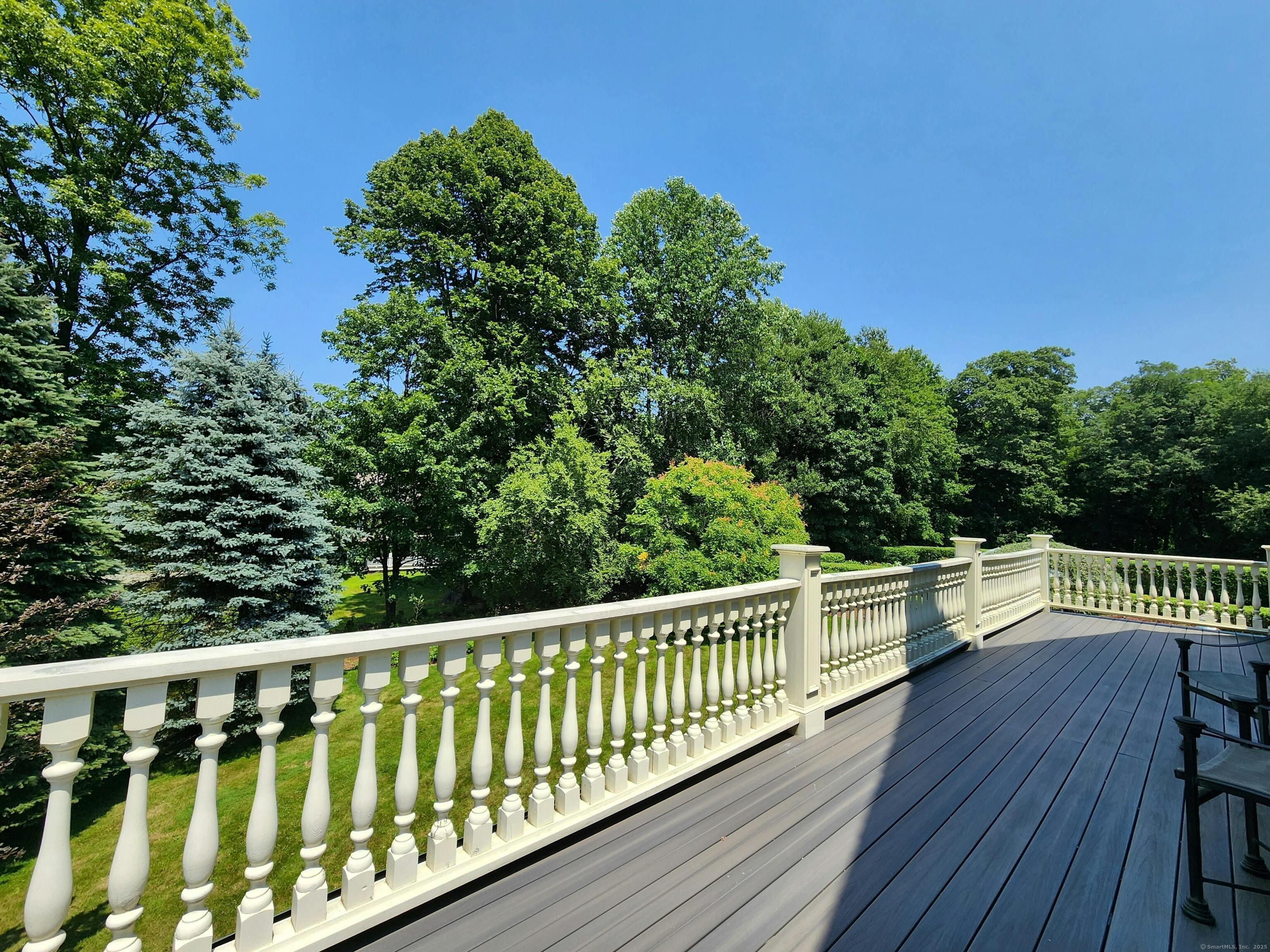 27 Country Club Road Ridgefield, CT 06877 - Photo 28 of 40 a view of a roof deck