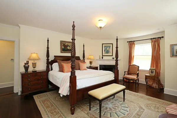 $3,895,000 | 27 Country Club Road, Ridgefield, CT 06877