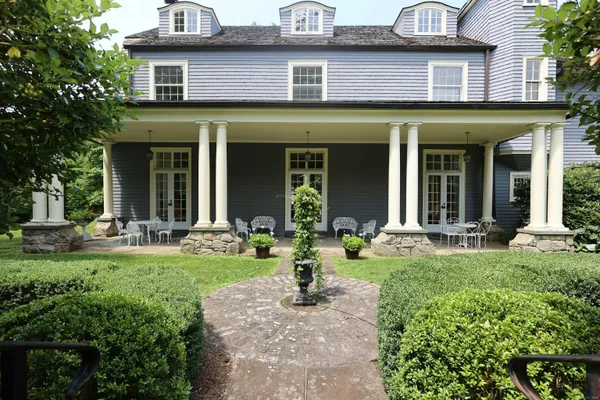 $3,895,000 | 27 Country Club Road, Ridgefield, CT 06877