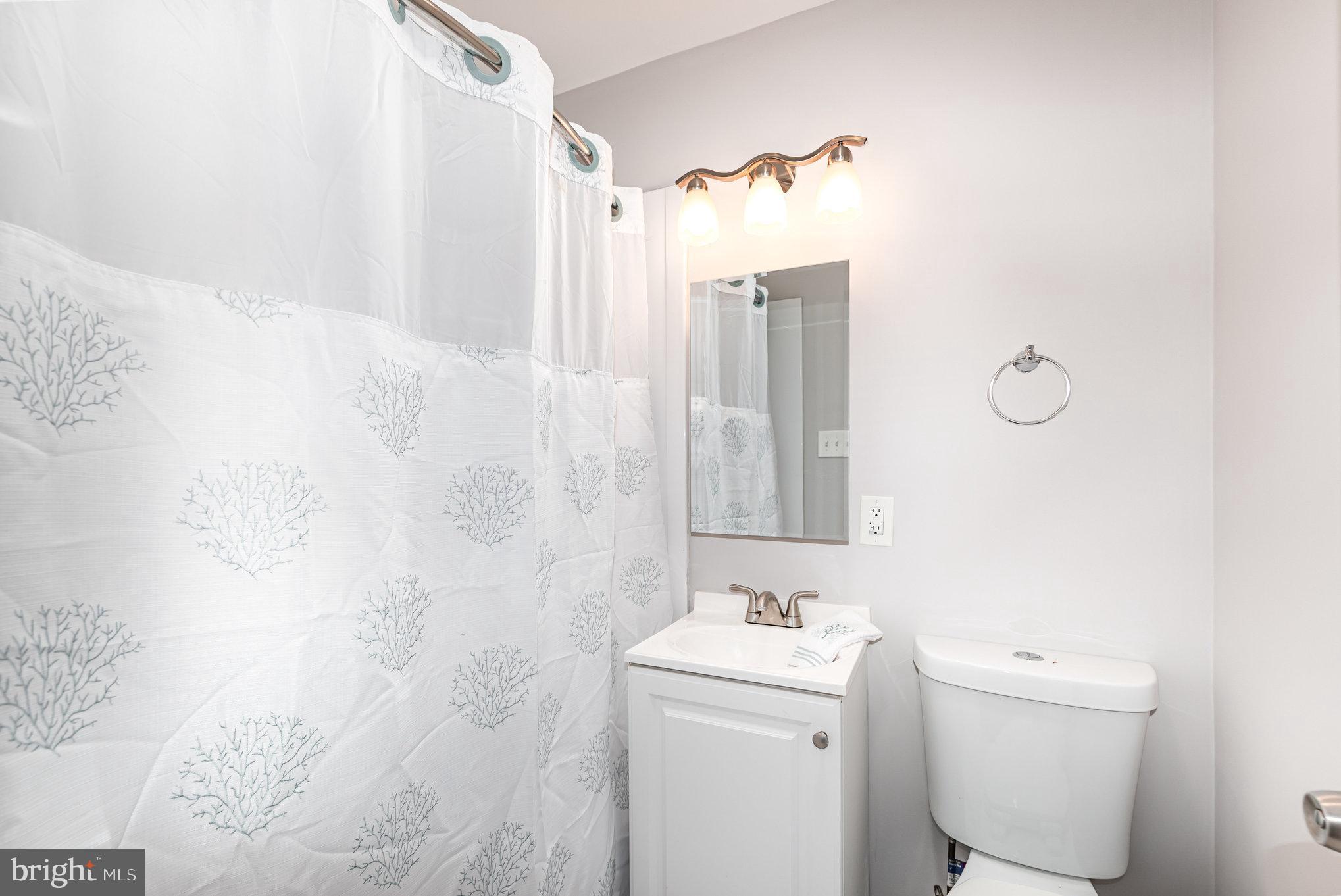 2510 Roy Terrace Fallston, MD 21047 - Photo 15 of 31