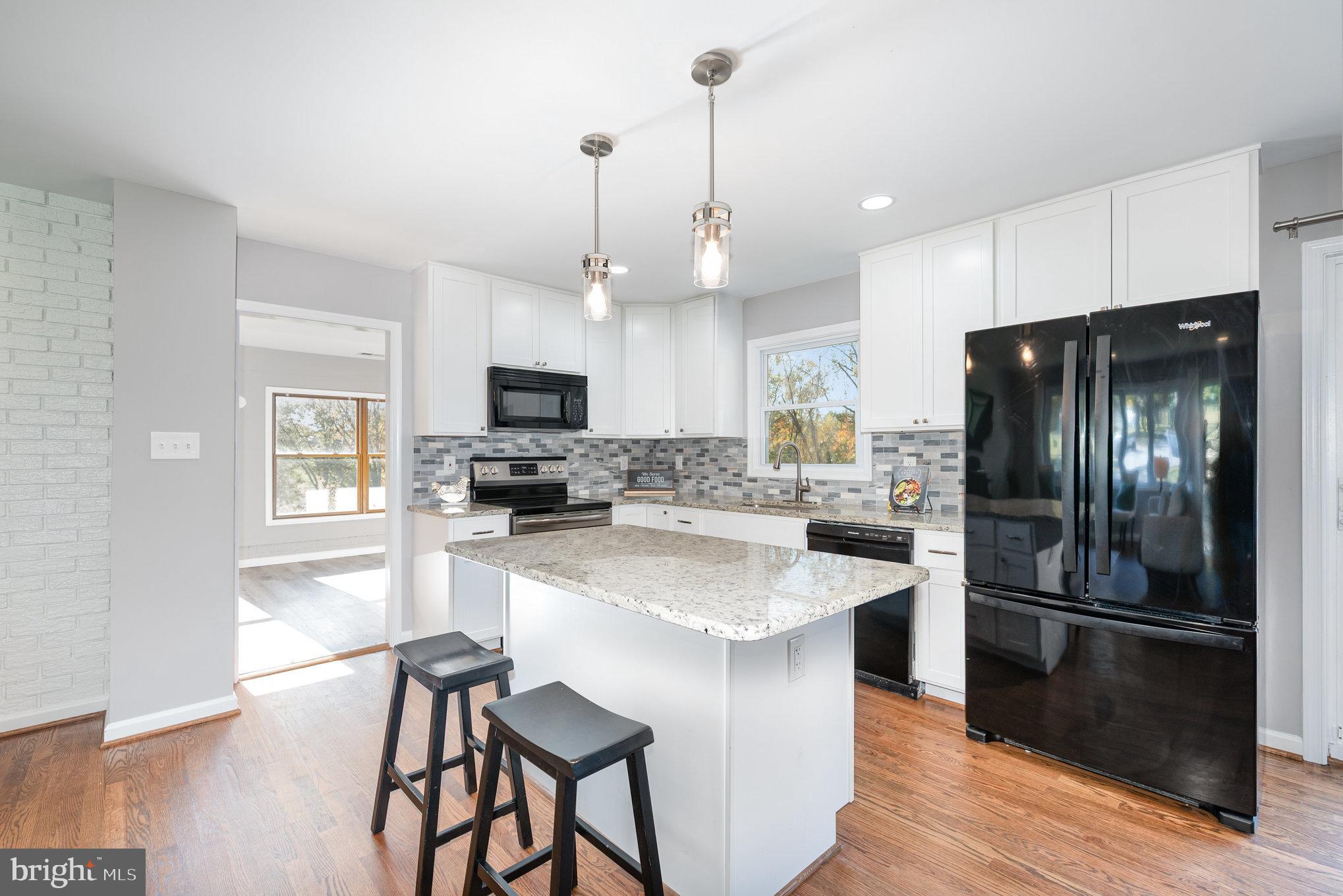 2510 Roy Terrace Fallston, MD 21047 - Photo 7 of 31