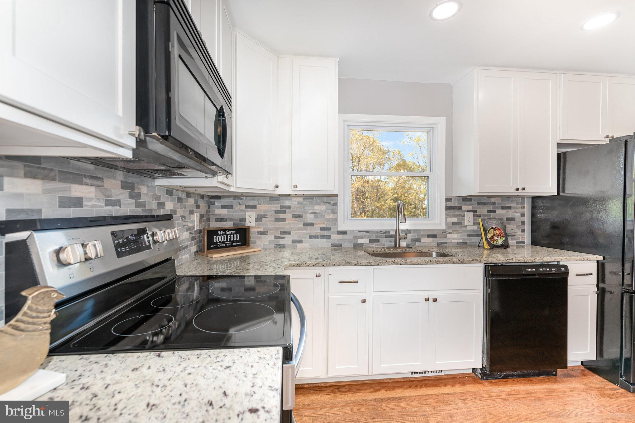 2510 Roy Terrace Fallston, MD 21047 - Photo 9 of 31