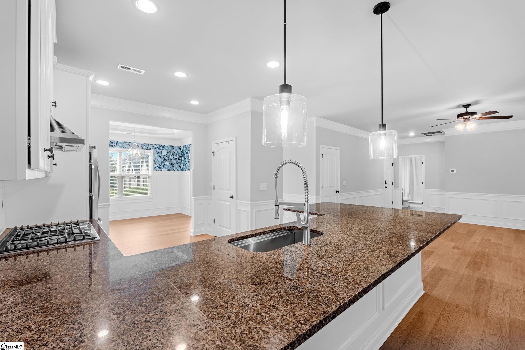 265 Delbourne Lane Greer, SC 29651 - Photo 17 of 47
