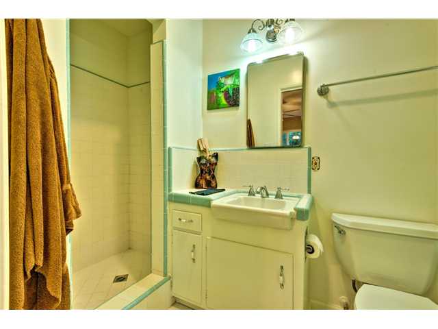 28635 Canyon Road Valley Center, CA 92082 - Photo 13 of 23