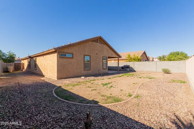 $2,100 | 231 South 197th Avenue, Buckeye, AZ 85326
