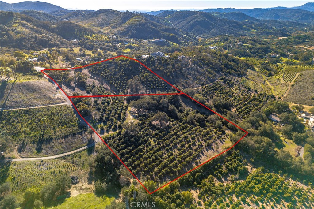 14 Via Vaquero Road Temecula, CA 92590 - Photo 2 of 14