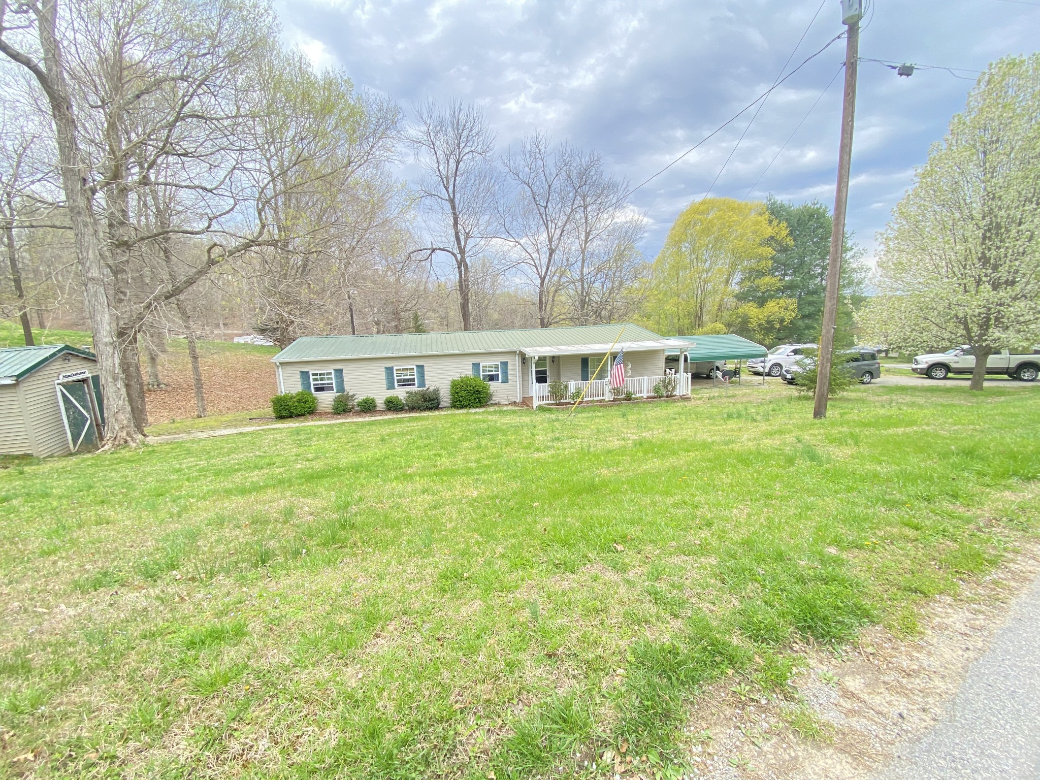 204 Pleasure Ridge Road Cadiz, KY 42211 - Photo 4 of 29 Gallery Image 4
