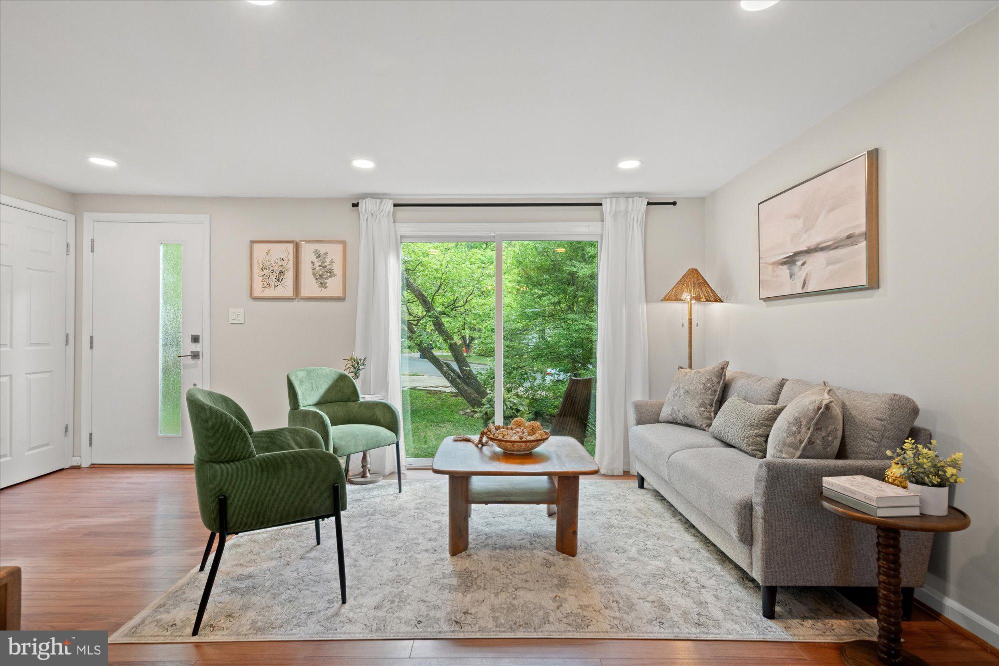 2228 Cocquina Drive Reston, VA 20191 - Photo 5 of 36
