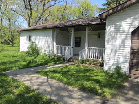 3598 Mackin Road Flint, MI 48504 - Photo 25 of 28 20114191-24.JPG
