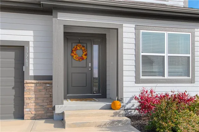 $495,000 | 17761 Houston Street, Gardner, KS 66030