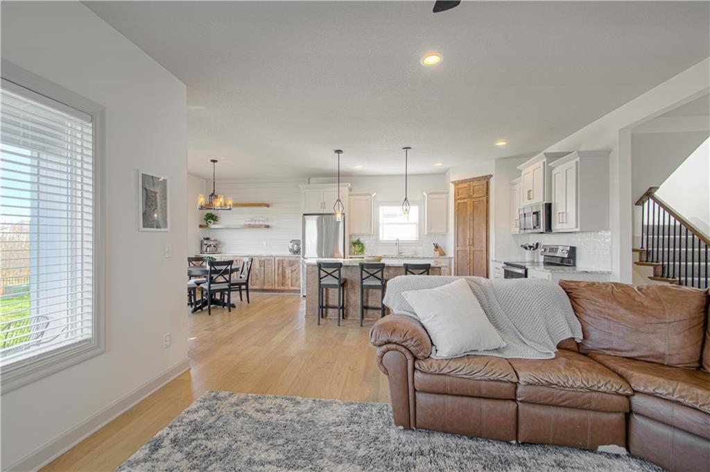 17761 Houston Street Gardner, KS 66030 - Photo 7 of 44