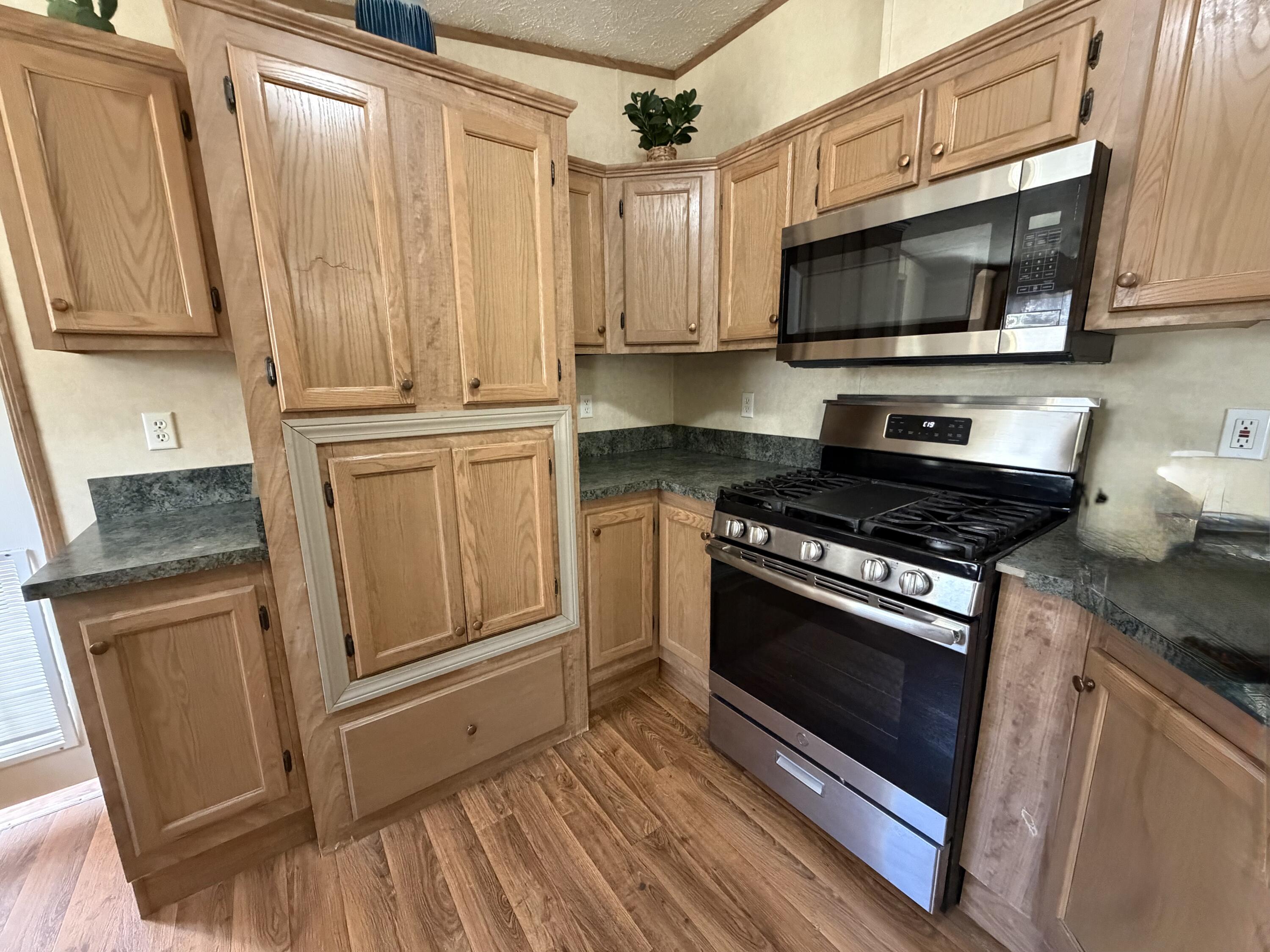 51 Palmer Road Unity, ME 04988 - Photo 6 of 16 Kitchen