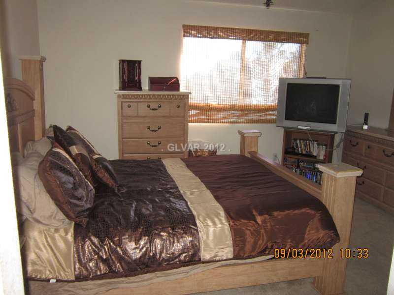532 Sutters Mill Road Henderson, NV 89014 - Photo 9 of 15 Master Bedroom.