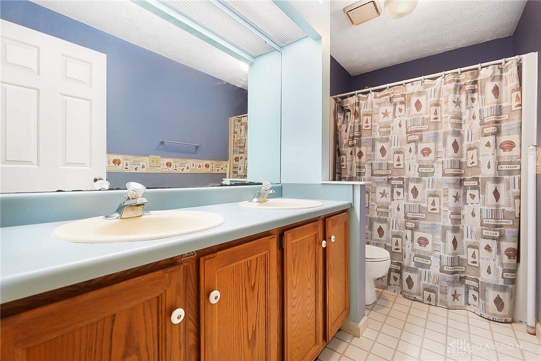 4825 Peacock Road Springfield, OH 45502 - Photo 31 of 41 Gallery Image 31