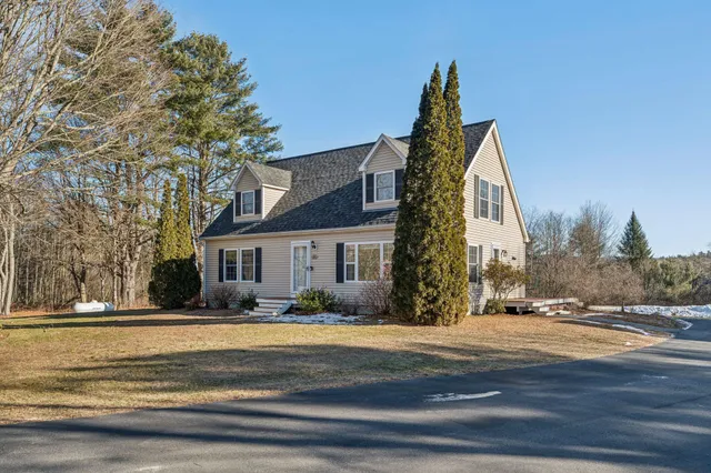 $2,750 | 582 Unity Road, Newport, NH 03773