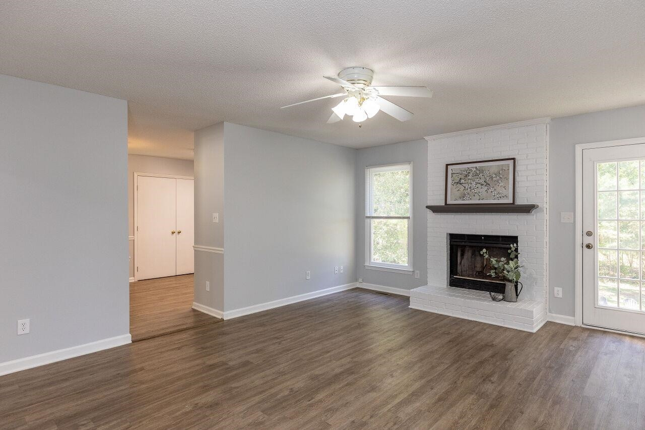 4100 Willow Haven Court Raleigh, NC 27616 - Photo 16 of 31 Living Room