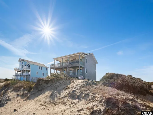 $899,900 | 2272 Sandfiddler Road, Corolla, NC 27927