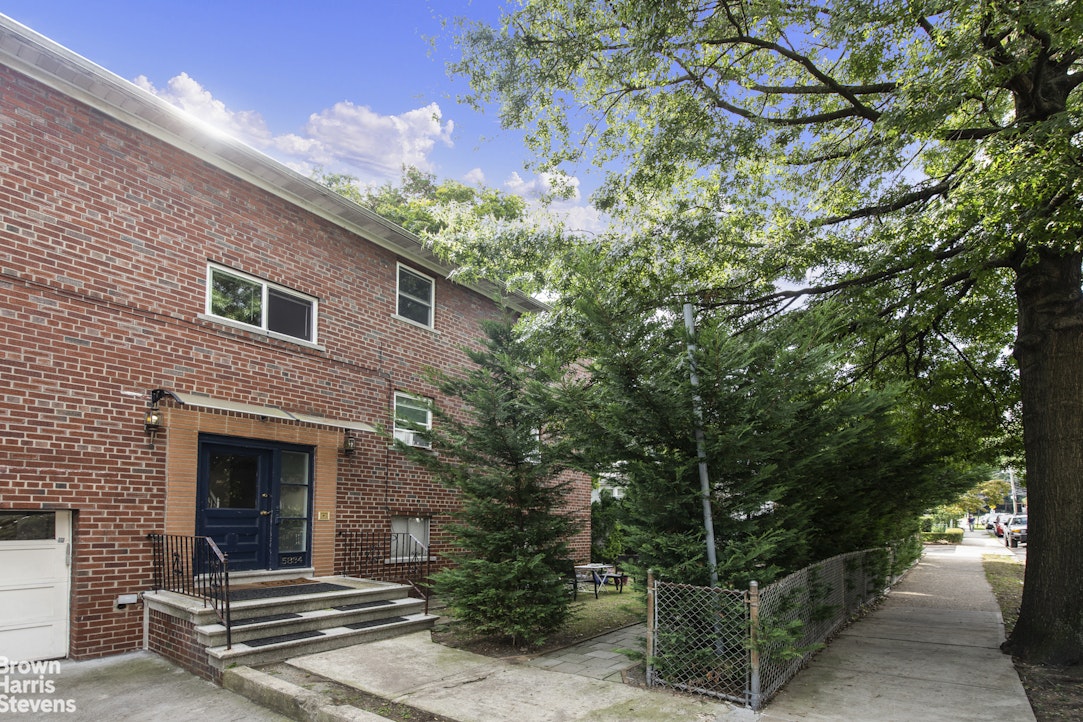 a view of house with outdoor space