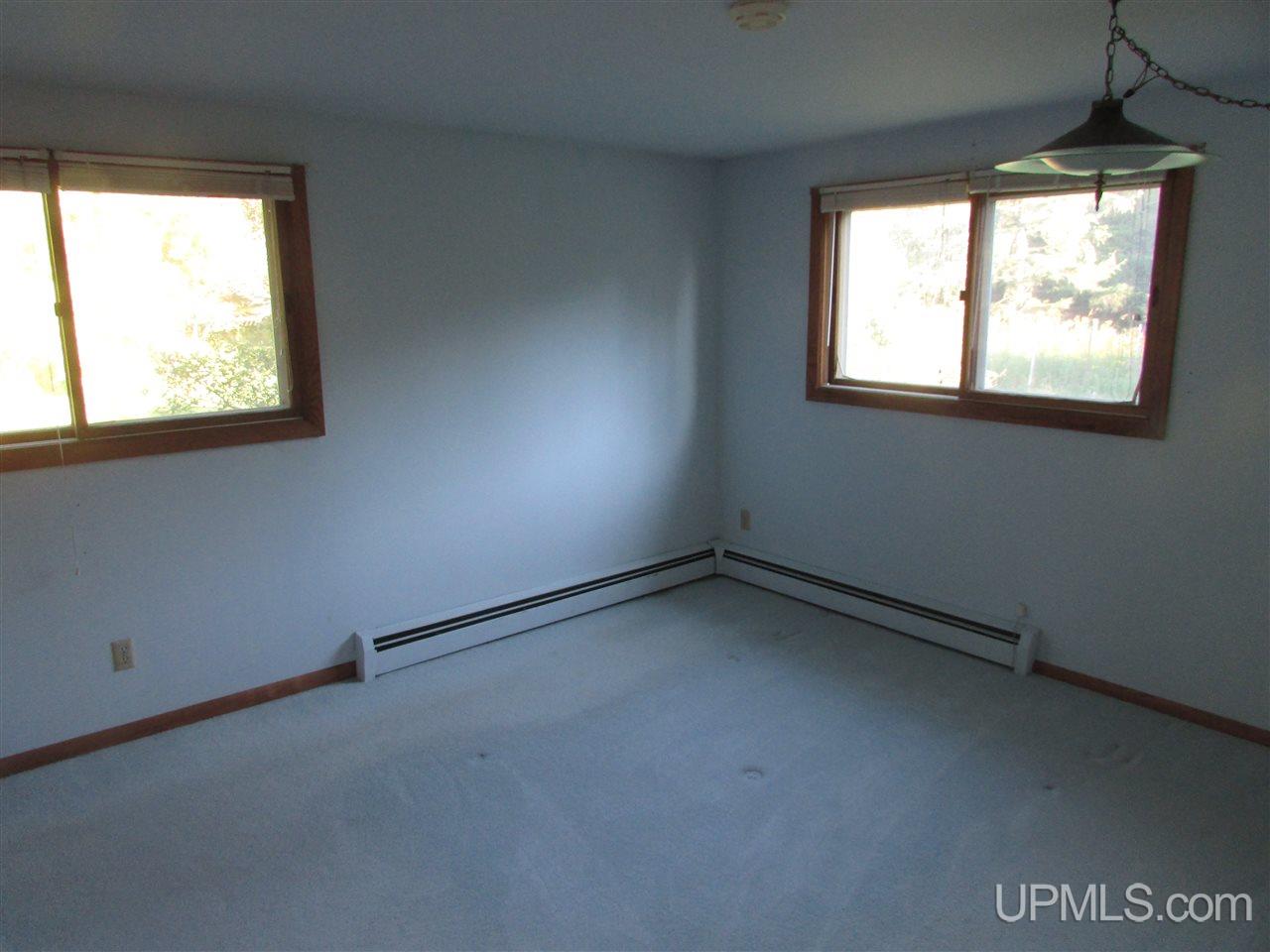 45 Jentoft Road L'Anse, MI 49946 - Photo 10 of 29