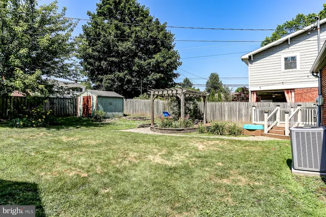 $2,195 | 3010 Dickinson Avenue, Camp Hill, PA 17011