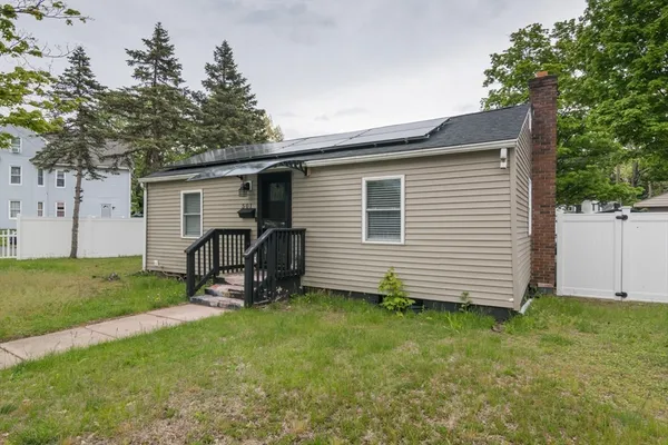 $299,999 | 501 Berkshire Avenue, Springfield, MA 01109