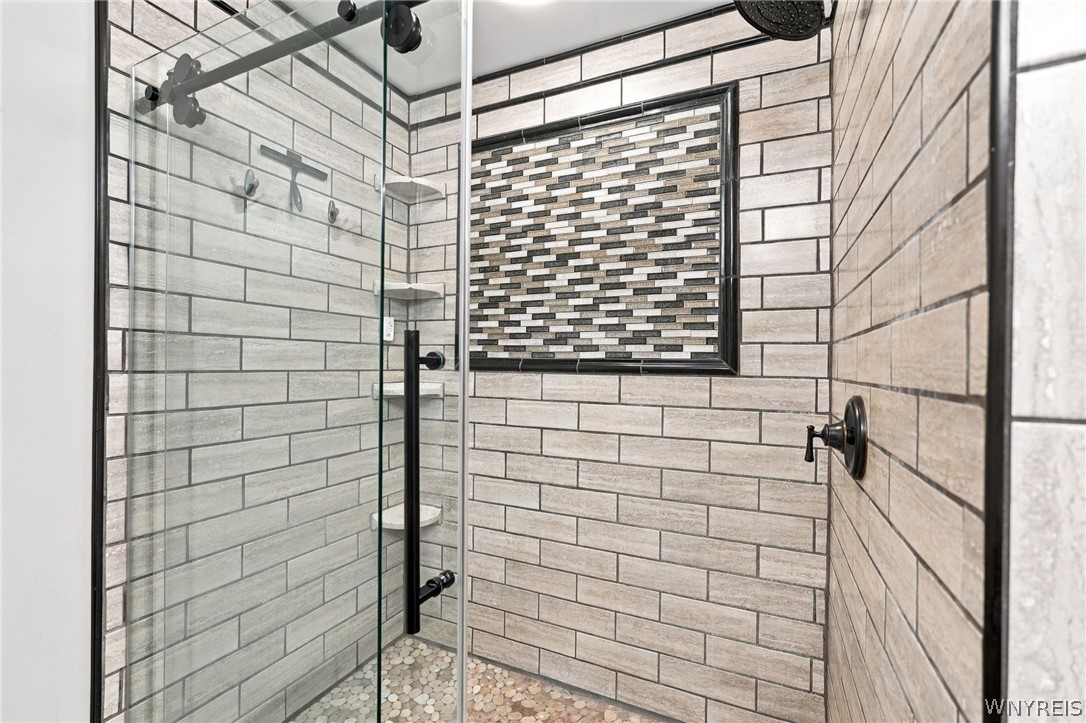 4772 Cottage Road Royalton, NY 14094 - Photo 27 of 39 Gallery Image 27