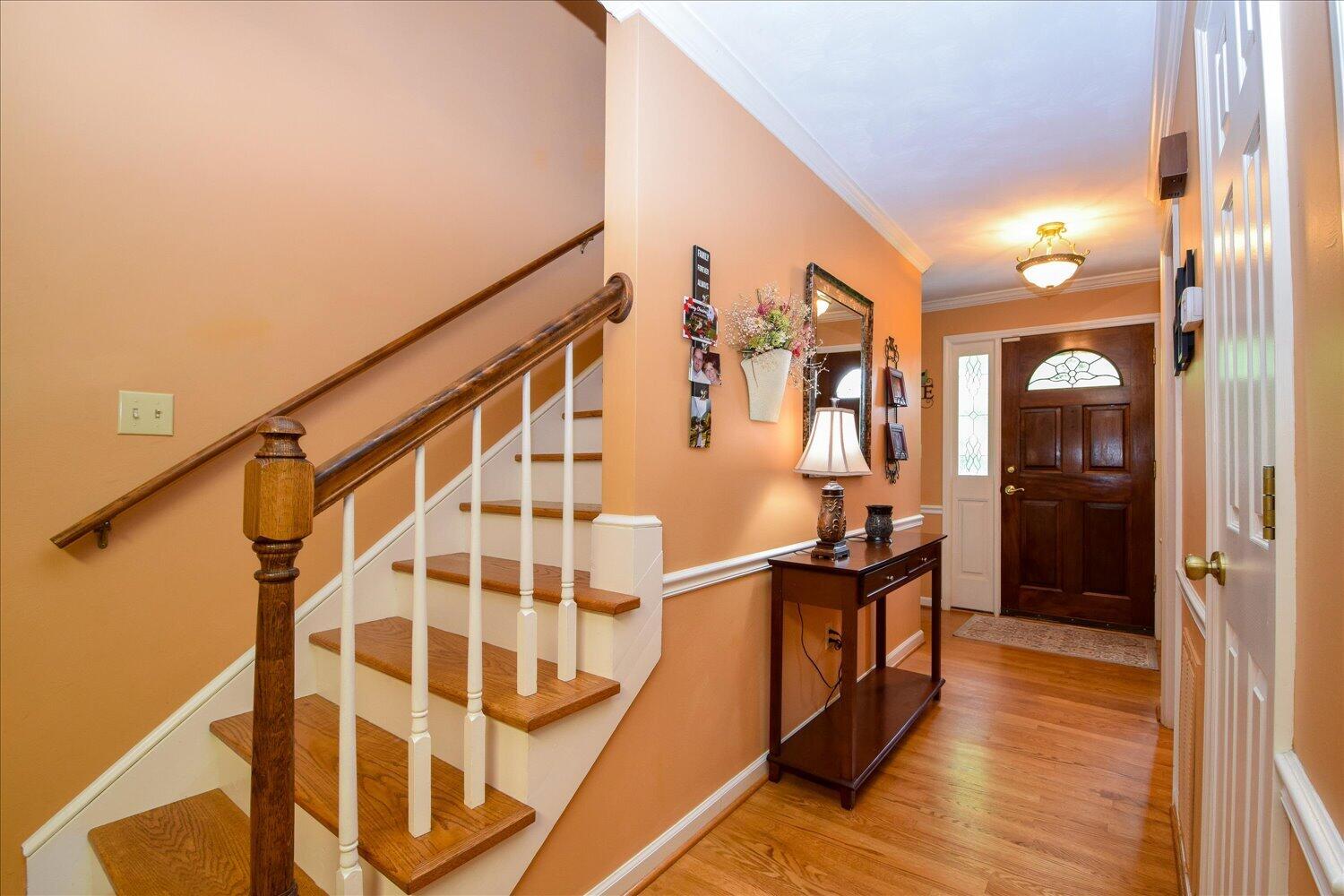 5448 Highfields Road Roanoke, VA 24018 - Photo 2 of 41 02-5448 Highfields-2