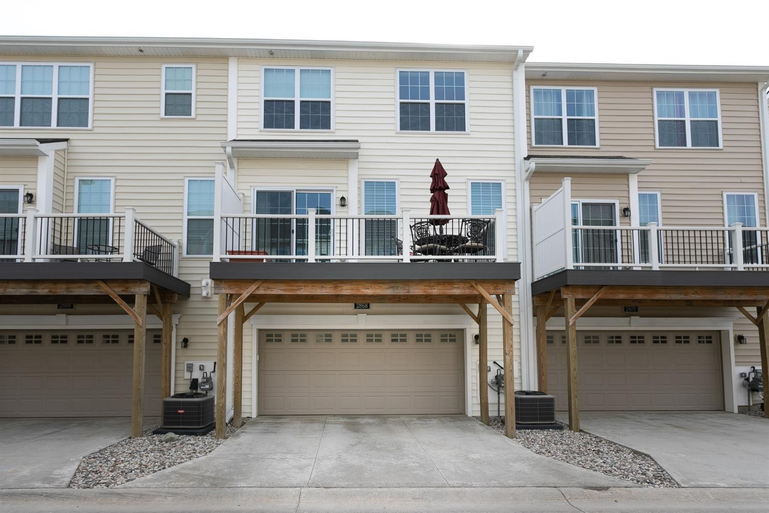 2868 Hardwick Road Ann Arbor, MI 48105 - Photo 2 of 28 Photo 2