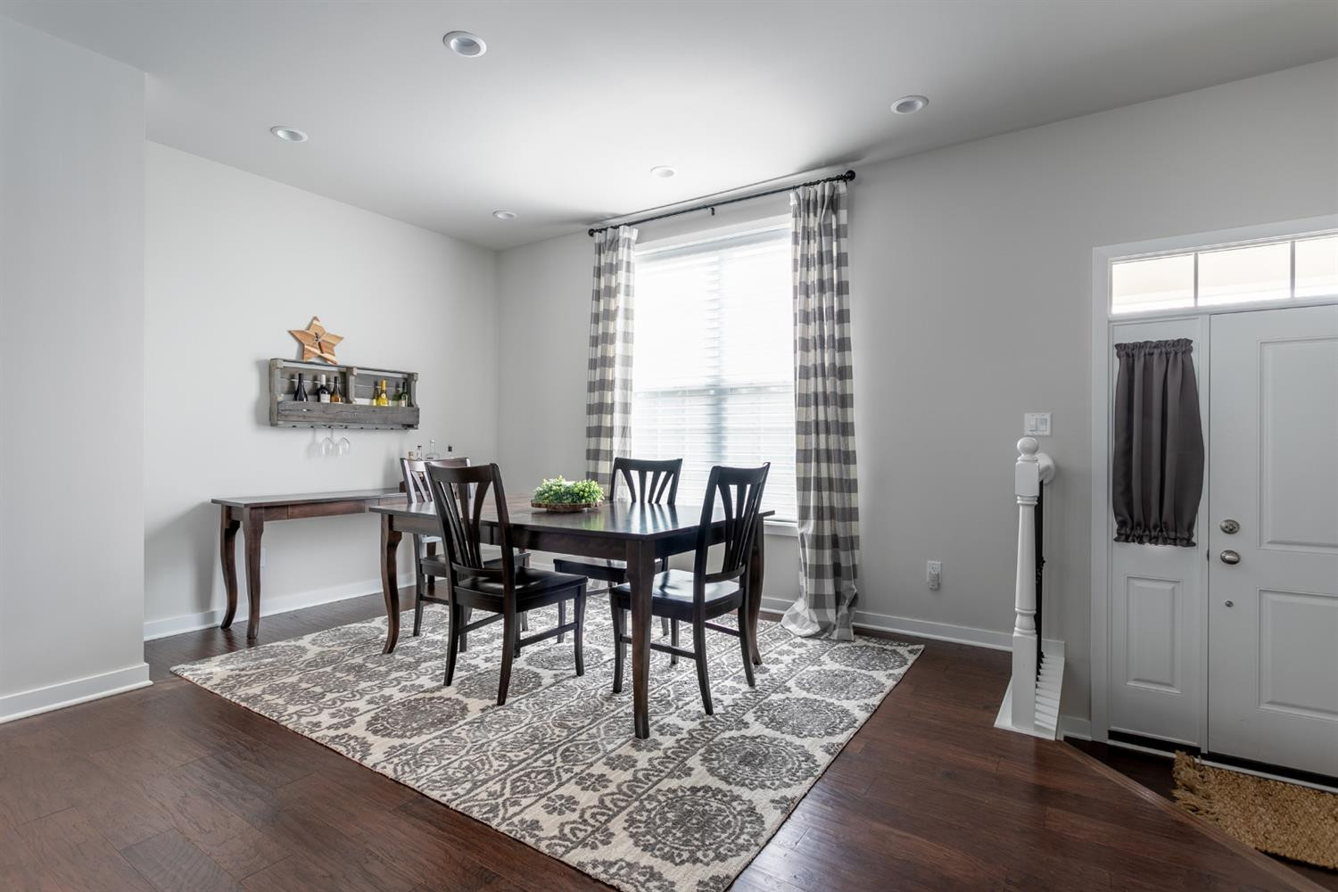 2868 Hardwick Road Ann Arbor, MI 48105 - Photo 5 of 28 Photo 5