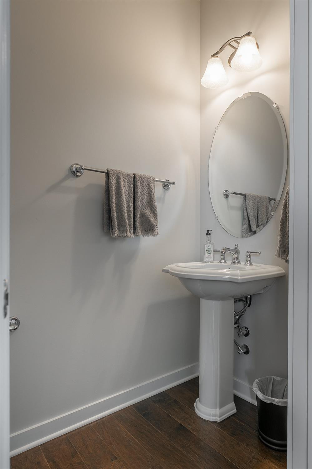 2868 Hardwick Road Ann Arbor, MI 48105 - Photo 10 of 28 Photo 10