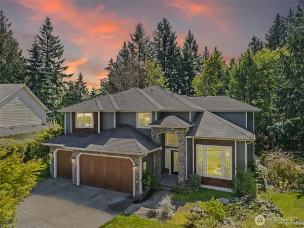 $899,950 | 6408 179th Avenue East, Lake Tapps, WA 98391