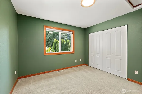 $899,950 | 6408 179th Avenue East, Lake Tapps, WA 98391