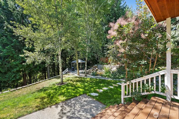 $899,950 | 6408 179th Avenue East, Lake Tapps, WA 98391