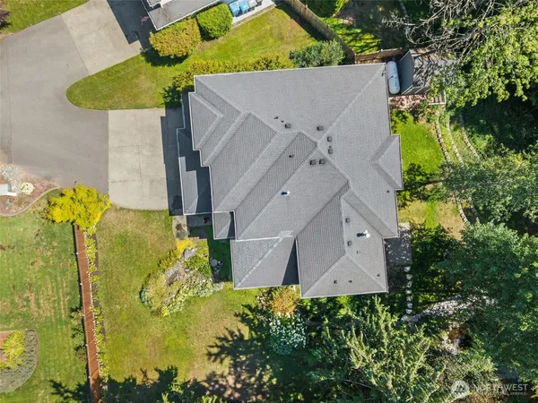 $899,950 | 6408 179th Avenue East, Lake Tapps, WA 98391