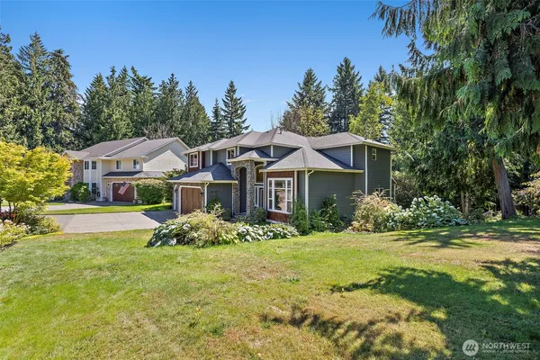$899,950 | 6408 179th Avenue East, Lake Tapps, WA 98391