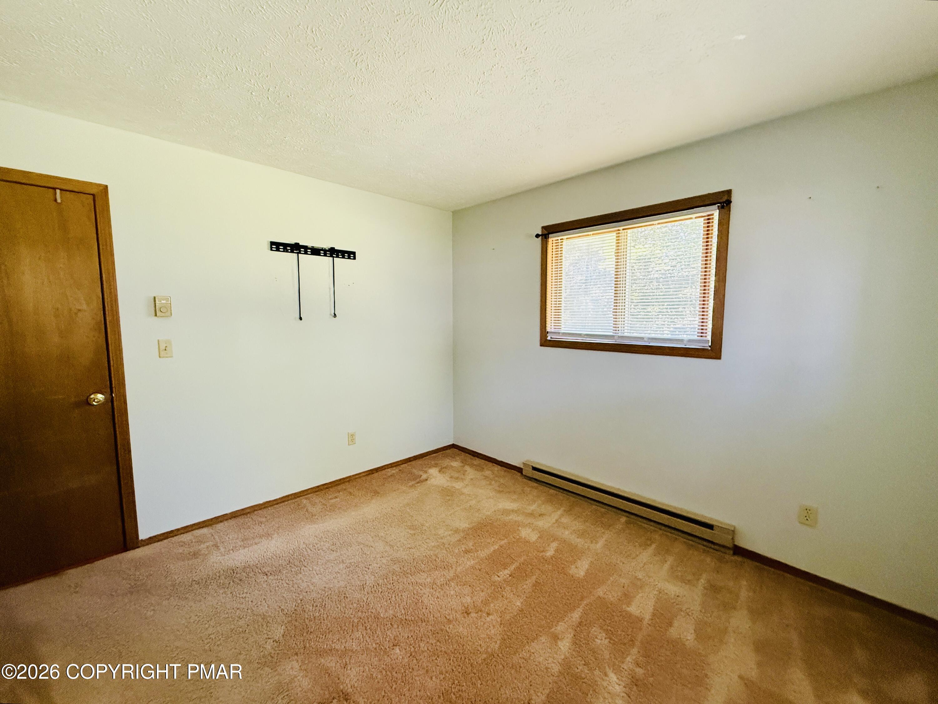 4204 Hickory Road Tobyhanna, PA 18466 - Photo 22 of 36 IMG_9030