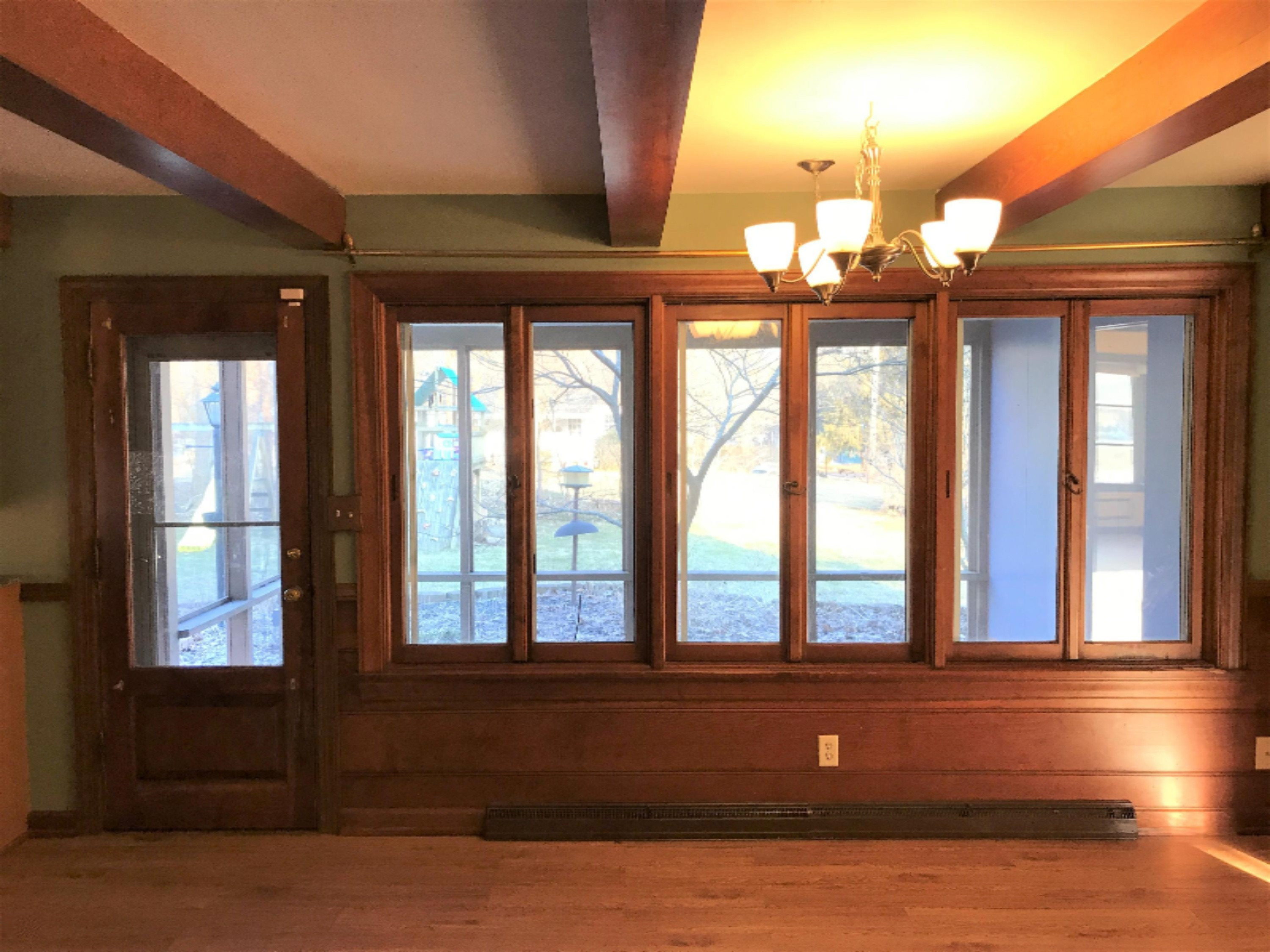 825 Wesaw Road Niles, MI 49120 - Photo 15 of 41 Eating Area entry to Porch